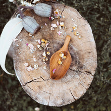 Load image into Gallery viewer, Handcrafted Leaf Scoop
