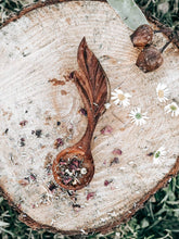 Load image into Gallery viewer, Floating Leaf Spoon
